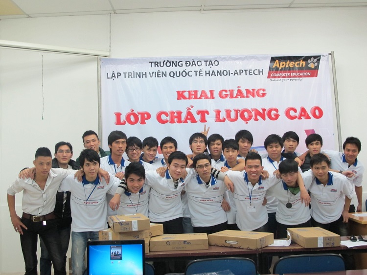dong phuc Hanoi-Aptech